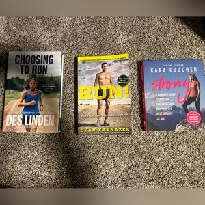 3 book lot:Strong’ Kara Goucher, ‘Choosing to Run’ Des Linden
‘Run’ Dean